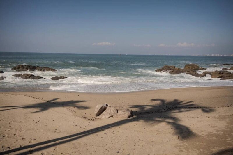 Amapas Beach, steps from Indah