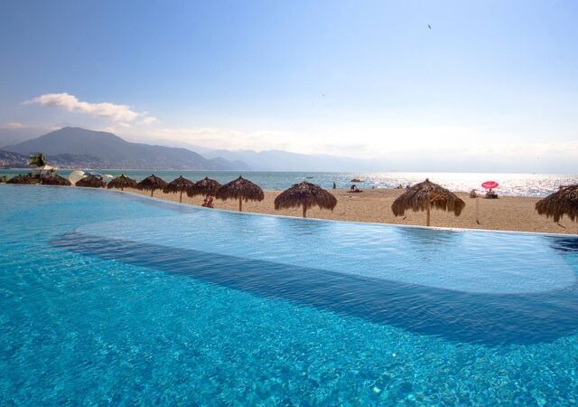 Ocean Views, Private Hot Tub & Resort Amenities