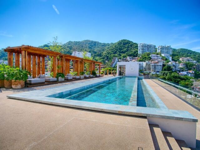 Sail View 105 | 8th Floor Gem in Zona Romantica