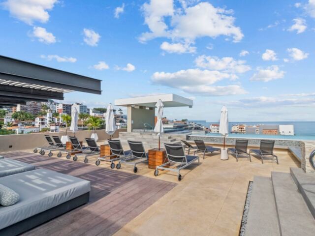 Stylish Loft, Workspace, Rooftop Bar and Gym