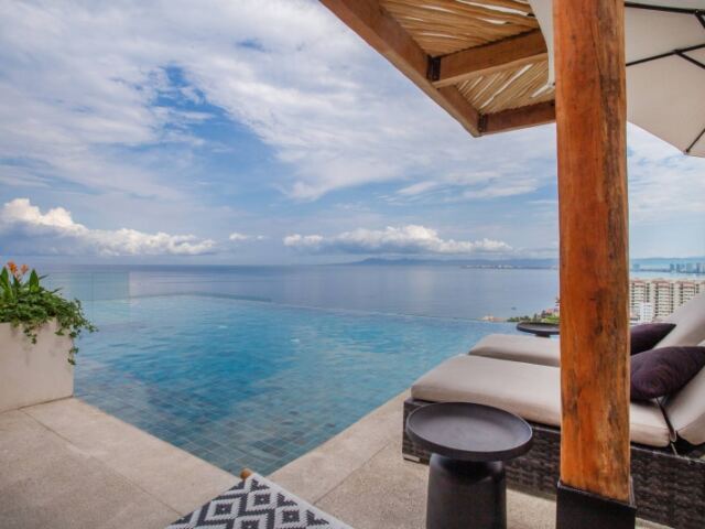 Romantic Zone Gem @ Nomada | Walk to Beach