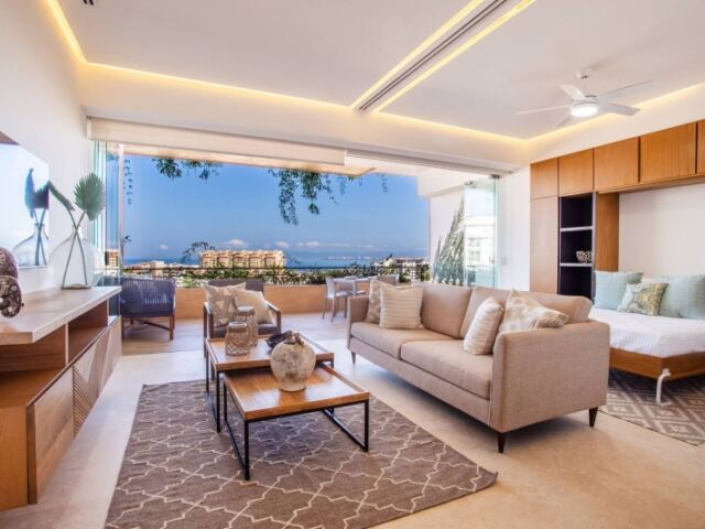 Soho PV • 2 Workspaces, Pool, Gym & Rooftop Bar